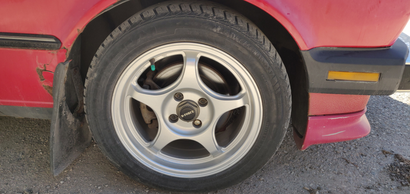 The worst bit of rust on the car. The bottom mudflap screws are secured in metal that’s rusted away from the body.